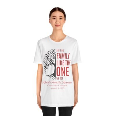 Ain't no Family Like T-shirt - Image 4